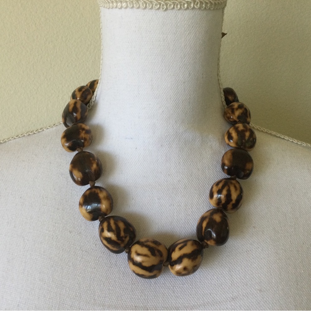 Kukui Nut Lei choker length ~20" brown tan